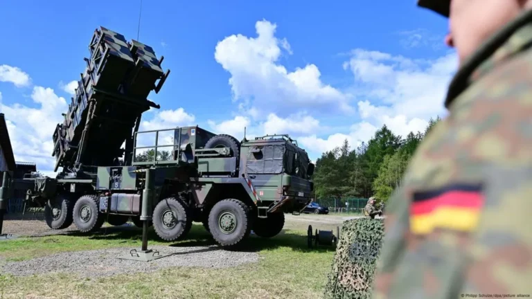 Німеччина відправить в Україну свої батареї ППО Patriot і придбає нові у США