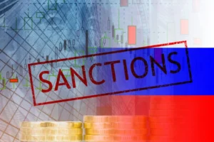 Нова стеля цін на нафту, відключення від SWIFT, тіньовий флот, Nord Stream та китайські банки: що у новому пакеті санкцій ЄС проти рф