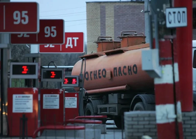 Ціни на бензин у росії б