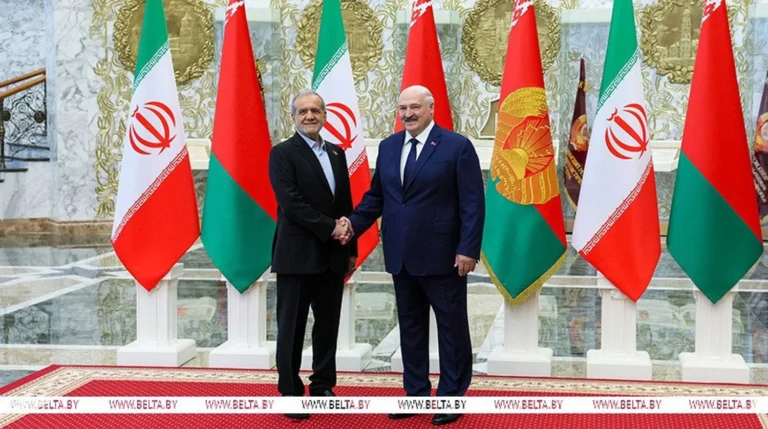 лукашенко відкрито запропонував Ірану співпрацю від продовольства до оборонних технологій