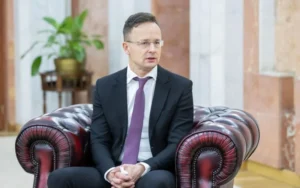 Трамп не посилав сигналу про те, що Угорщина повинна припинити купувати російську нафту - Сіярто