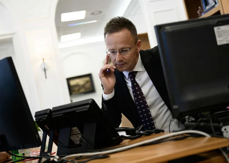 Трамп не здасться, це дає надію на завершення руйнівної війни в Україні: Сійярто про розмову із Рубіо