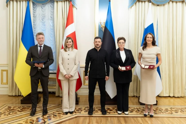 Зеленський вручив держнагороди першим леді Фінляндії та Естонії і першому джентльмену Данії