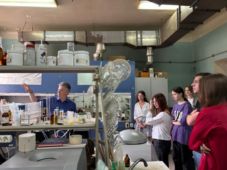 Українські Національні Новини (УНН)