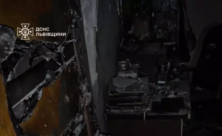 У Львові загорілася батарея електроскутера: серед постраждалих двоє дітей