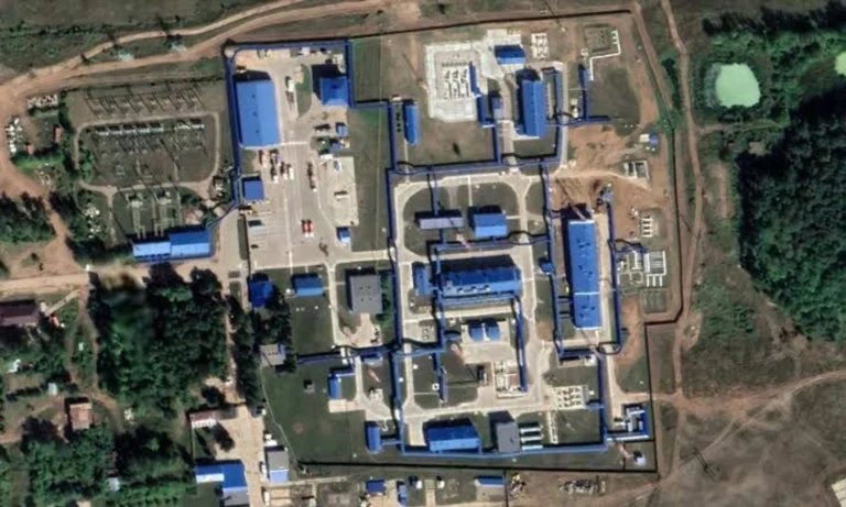 За тисячу кілометрів від України: безпілотники СБУ вразили нафтоперекачувальну станцію в Чувашії