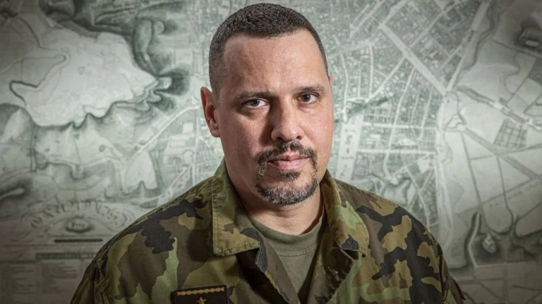 У Чехії поранили ножем бригадного генерала Романа Гітьгу: що відомо