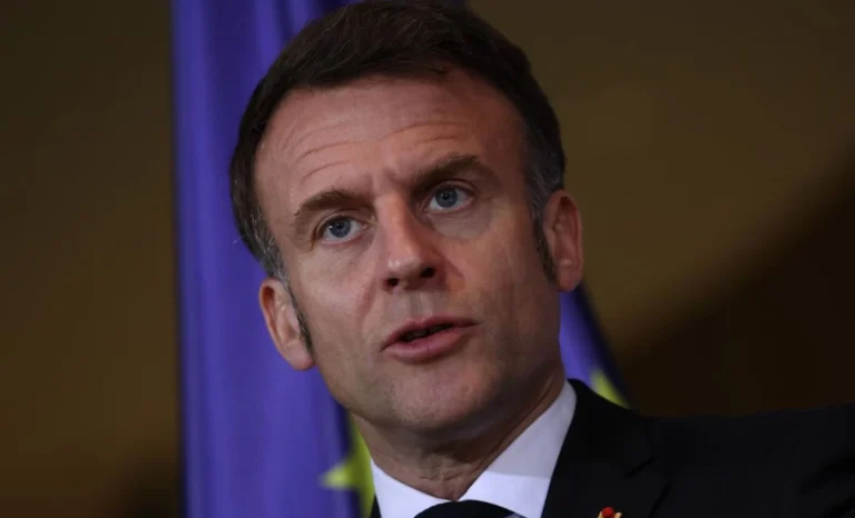 Мир є необхідним: Макрон запевнив у готовності посилити тиск на москву