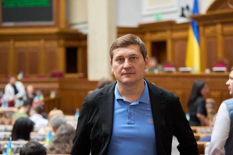 Суд залишив у силі заочний вирок нардепу-втікачу Одарченку