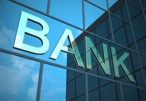 Рада підтримала підвищення податків для банків до 50% ще на рік: деталі