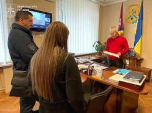 "Забув" про кошти на банківських рахунках та позику від зятя в 5 млн грн: мера Первомайська викрили на недостовірному декларуванні