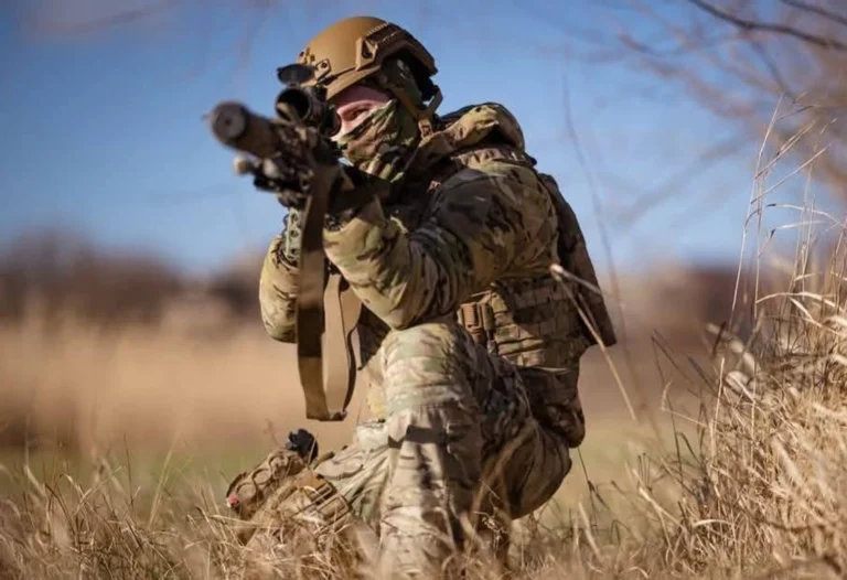 Мінус 900 солдатів та 349 БпЛА: у Генштабі розповіли про втрати ворога за добу