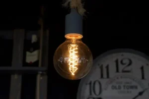 В Україні 18 листопада графіки діятимуть цілу добу: скільки черг вимикатимуть