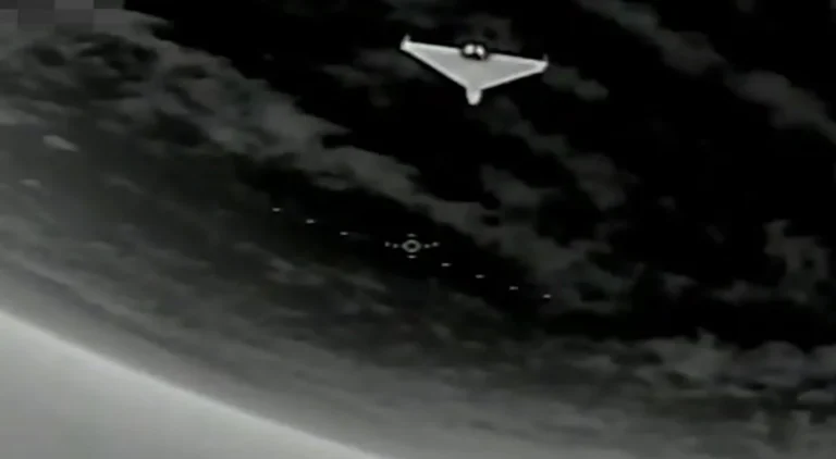 Зеленський показав роботу захисників неба по російських