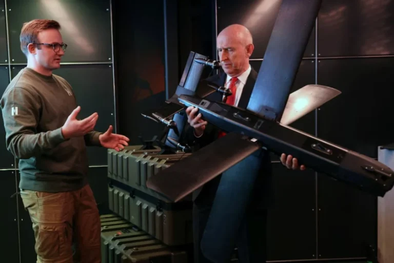 Британія відновлює виробництво вибухівки та будує мережу нових заводів боєприпасів – Reuters