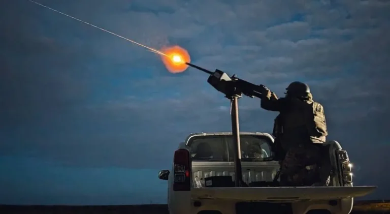 Комбінована атака рф у ніч на 6 грудня: Україна збила 615 повітряних цілей з 704, зафіксовано влучання ракет та дронів на 29 локаціях