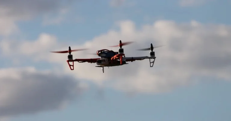 Обіцяли поставити дрони на 28 млн грн, але вивели кошти за кордон: двом підприємцям повідомленно про підозру