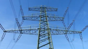 Міненерго: рф атакувала енергетику в двох областях, графіки - цілодобово, три регіони - на аварійних відключеннях