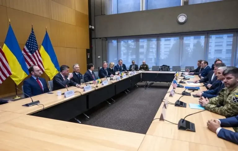 Найближчим часом з американською стороною зустрінуться представники українського МЗС, РНБО та розвідки - Зеленський