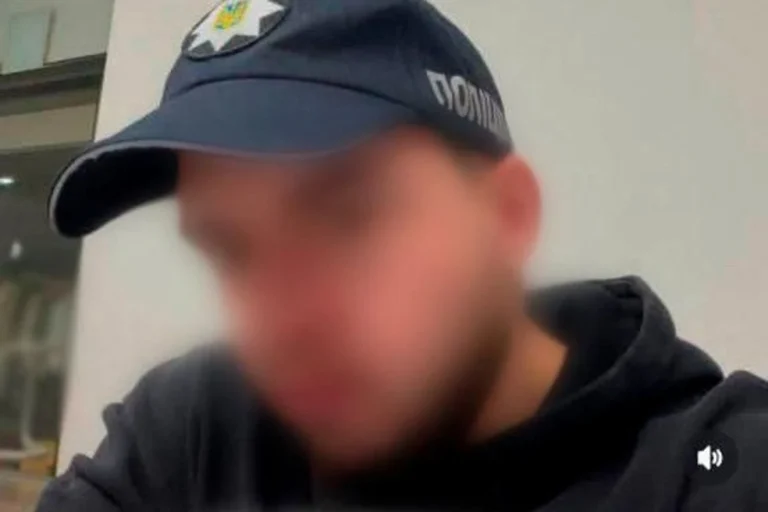 Киянин у поліцейській формі зняв провокативне відео для лайків та отримав штраф
