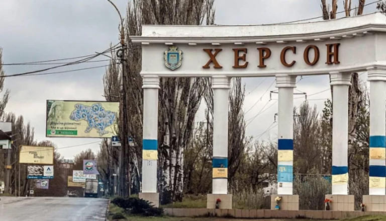 Херсон зазнав масованої атаки ворога: частина міста без світла