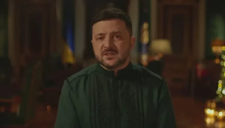 Зеленський обговорив з британським прем