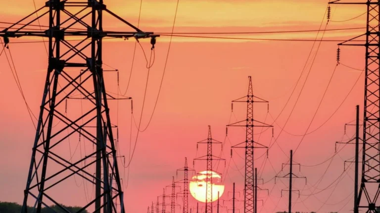 Ціна енергетичної страховки: у що Україні обходиться імпорт електроенергії з Європи
