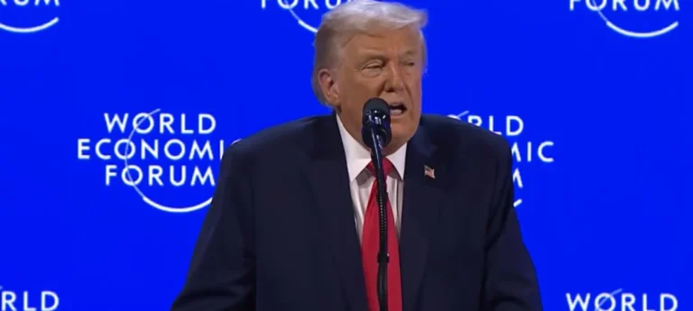 Трамп у Давосі анонсував зустріч із Зеленським