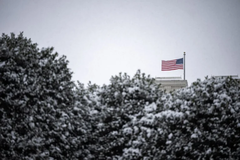 Трамп і демократи в Сенаті уклали угоду, щоб уникнути шатдауну