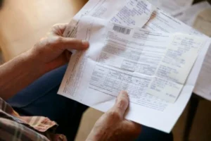 У НБУ не виключають, що після опалювального сезону зростуть тарифи на світло та інші компослуги