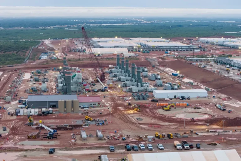 Гонка озброєнь у сфері ШІ провокує бум кредитних деривативів серед технологічних гігантів