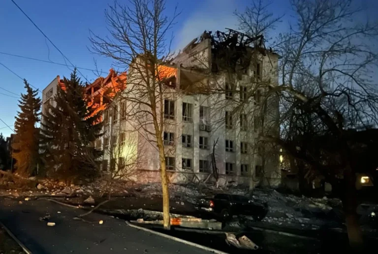 Окупанти знищили будівлю головпоштамту Укрпошти у Краматорську - Смілянський