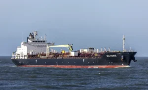 Російський танкер змінив курс на Венесуелу через заборону США постачати паливо Кубі - ЗМІ