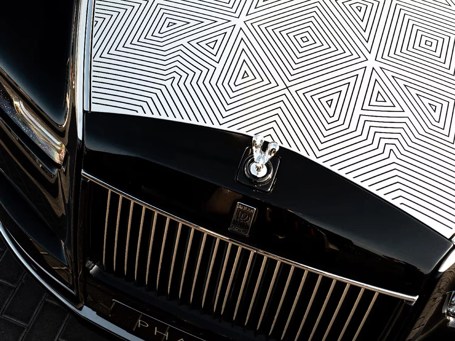 Війна на Близькому Сході вдарила по виробниках автомобілів класу люкс