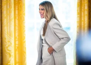 Меланія Трамп заявила про відсутність зв’язків з Епштейном на тлі публікацій у ЗМІ