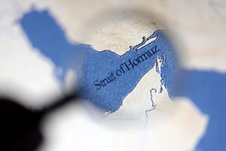 В ООН заявили, що плата за прохід через Ормузьку протоку створить небезпечний прецедент