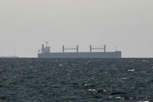 Ціни на нафту впали нижче 100 доларів через очікування угоди США та Ірану