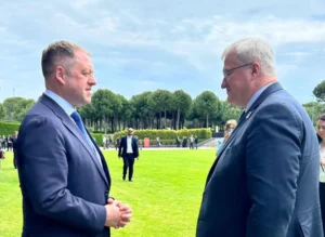 Сибіга і держміністр з європейських справ Ірландії Бірн обговорили посилення санкційного тиску на рф