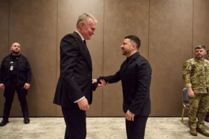 Обговорили євроінтеграцію та співробітництво у форматі Drone Deal - Зеленський зустрівся на Кіпрі із президентом Литви