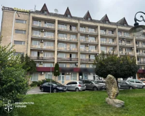 Схему з майном профспілок на 63 мільйони викрили у Вінниці, сім підозрюваних
