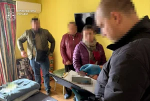 У Києві затримали власницю луганського підприємства, яке ремонтувало