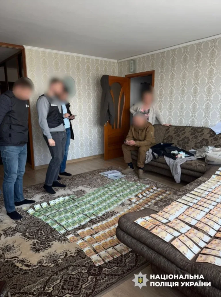 У справі про незаконне збагачення та недостовірне декларування поліція провела 40 обшуків у посадовців ТЦК