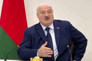 лукашенко оголосив точкову мобілізацію білорусів для підготовки до війни