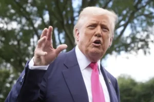 Трамп анонсував фінальну стадію переговорів з Іраном та попередив про