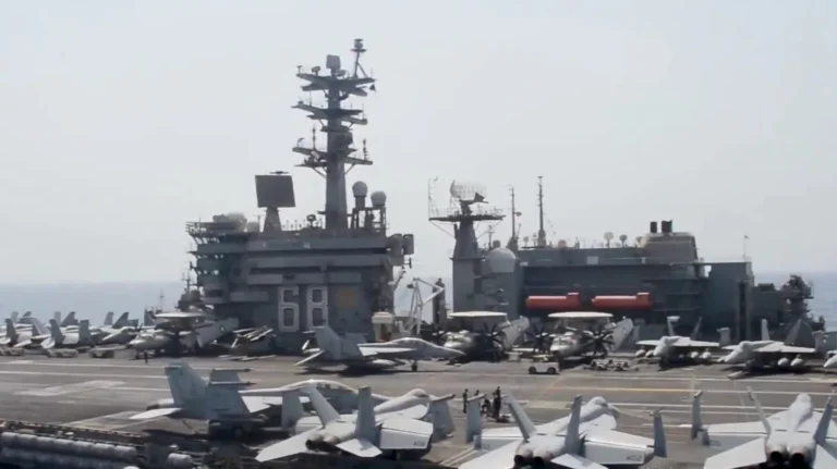 США розгорнули авіаносну ударну групу Nimitz у Карибському морі на тлі напруги з Кубою