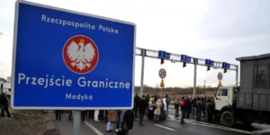З Польщі депортували українця, який виловив легендарного варшавського сома