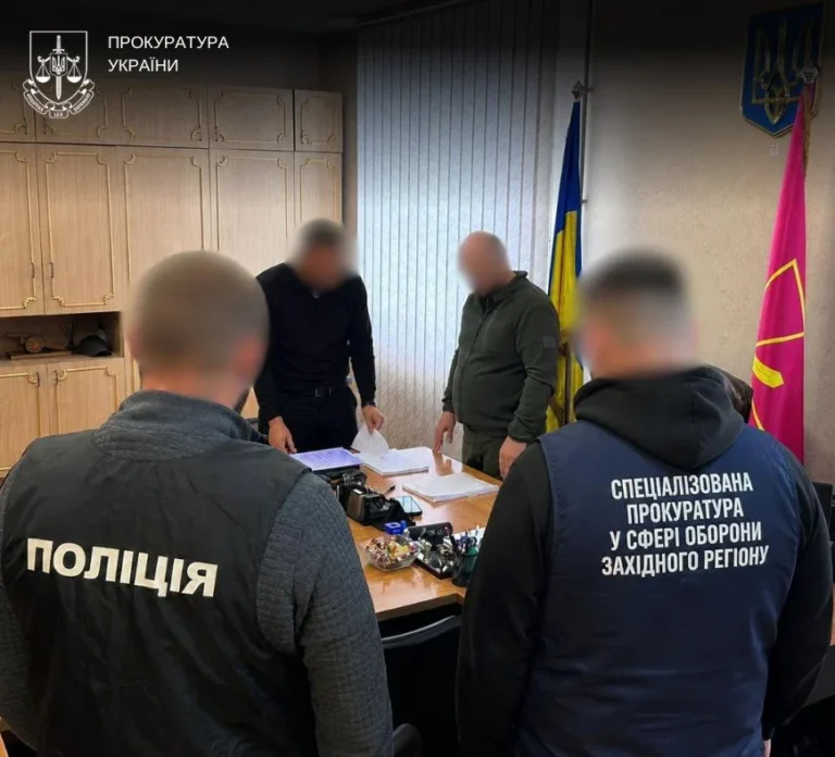 Посадовці ТЦК фіктивно