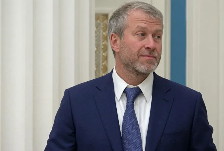 Зеленський зустрічався в Києві з Абрамовичем, щоб передати послання путіну - FT