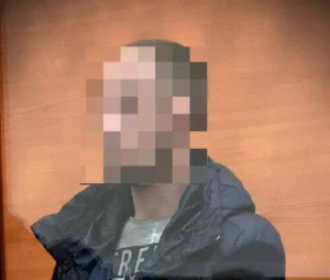 Вбив 17-річну дівчину через образу: суд на Київщині відправив дезертира під варту
