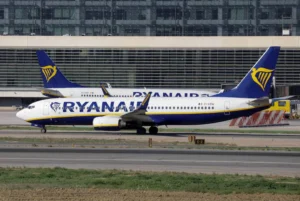 Ryanair попередила про хаос в аеропортах ЄС через нову систему біометричного контролю
